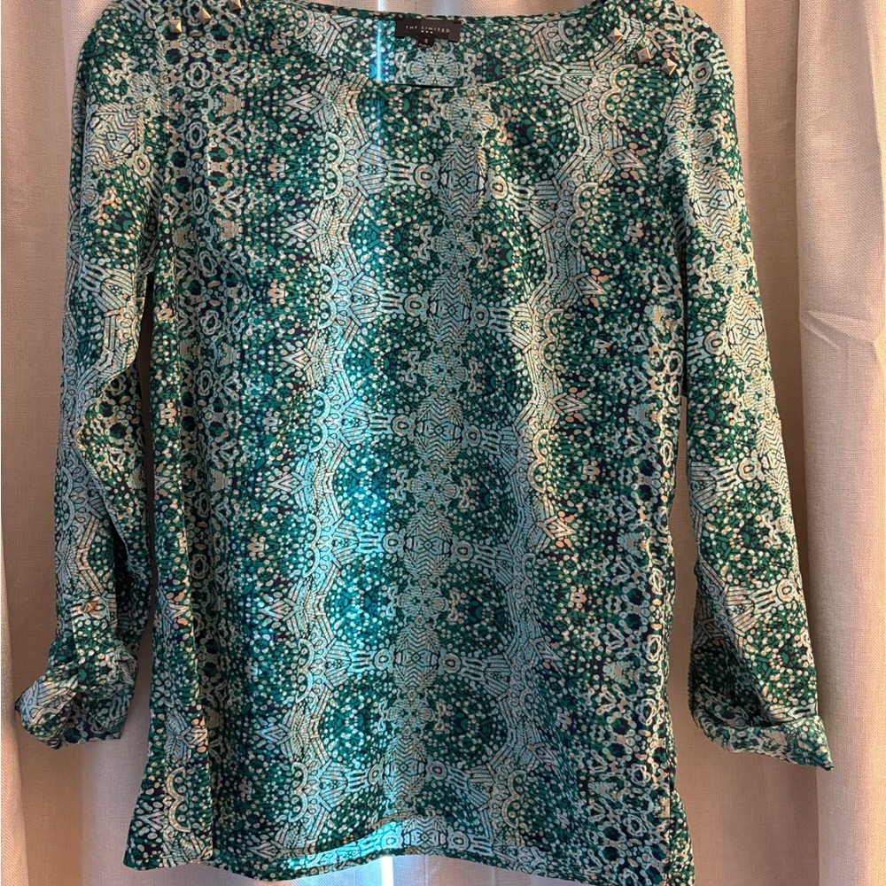 The Limited Patterned 3/4 Sleeve Blouse